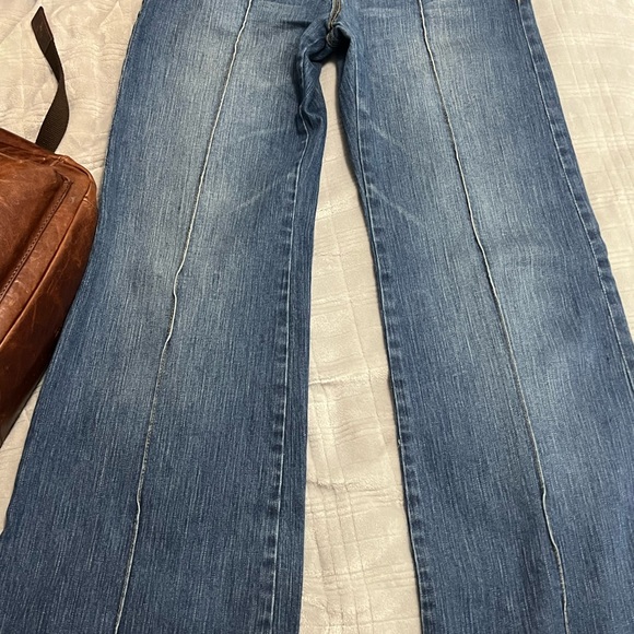 Research Development Low Rise Flared Jeans - Picture 3 of 7